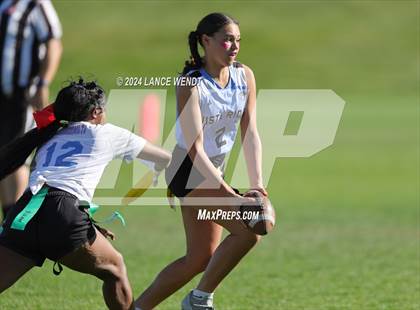 Thumbnail 2 in Vista Ridge vs. Manual (CHSAA 4A Second Round) photogallery.