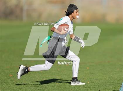 Thumbnail 3 in Vista Ridge vs. Manual (CHSAA 4A Second Round) photogallery.