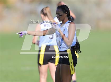 Thumbnail 2 in Vista Ridge vs. Manual (CHSAA 4A Second Round) photogallery.