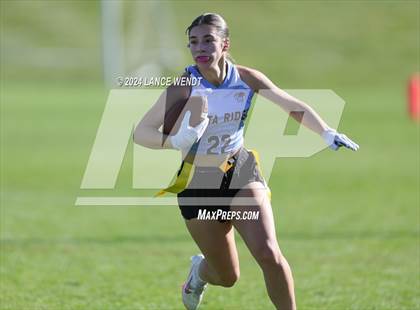 Thumbnail 1 in Vista Ridge vs. Manual (CHSAA 4A Second Round) photogallery.