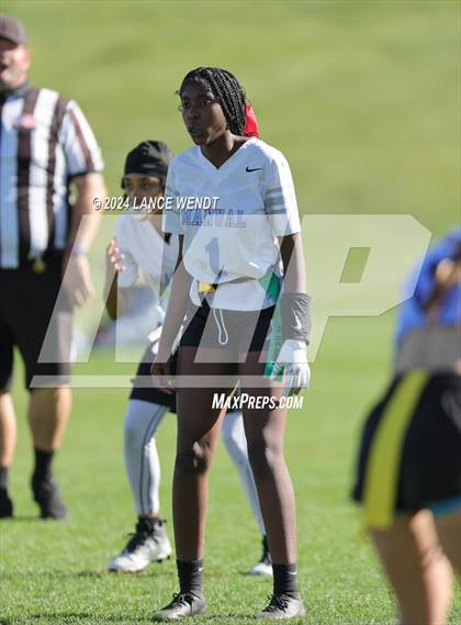 Thumbnail 3 in Vista Ridge vs. Manual (CHSAA 4A Second Round) photogallery.