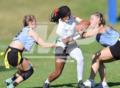 Thumbnail 2 in Vista Ridge vs. Manual (CHSAA 4A Second Round) photogallery.