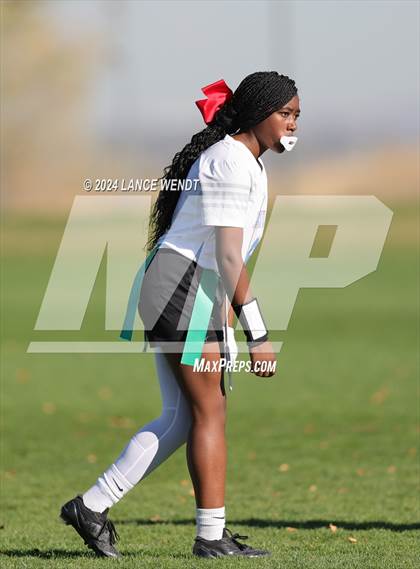 Thumbnail 1 in Vista Ridge vs. Manual (CHSAA 4A Second Round) photogallery.