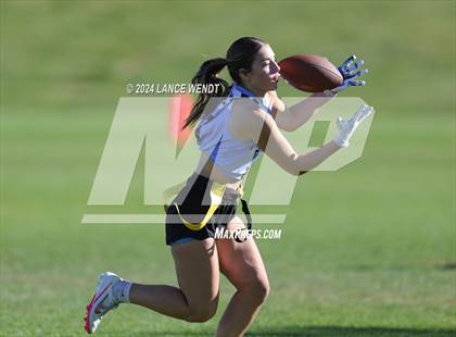 Thumbnail 2 in Vista Ridge vs. Manual (CHSAA 4A Second Round) photogallery.