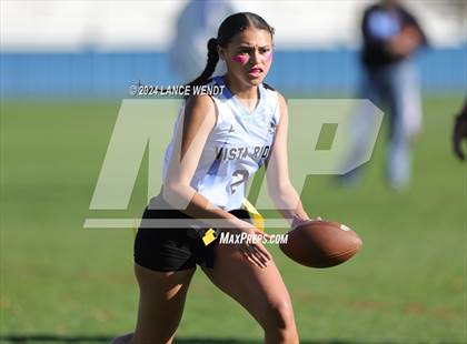 Thumbnail 2 in Vista Ridge vs. Manual (CHSAA 4A Second Round) photogallery.