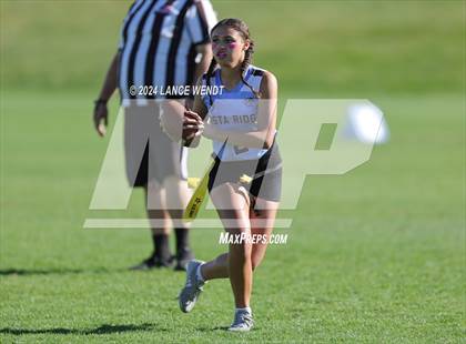 Thumbnail 2 in Vista Ridge vs. Manual (CHSAA 4A Second Round) photogallery.
