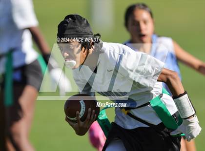 Thumbnail 1 in Vista Ridge vs. Manual (CHSAA 4A Second Round) photogallery.