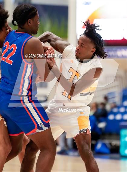 Thumbnail 1 in Thomson vs Midland Valley (100 Black Men of Augusta Thanksgiving Classic) photogallery.