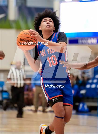 Thumbnail 1 in Thomson vs Midland Valley (100 Black Men of Augusta Thanksgiving Classic) photogallery.