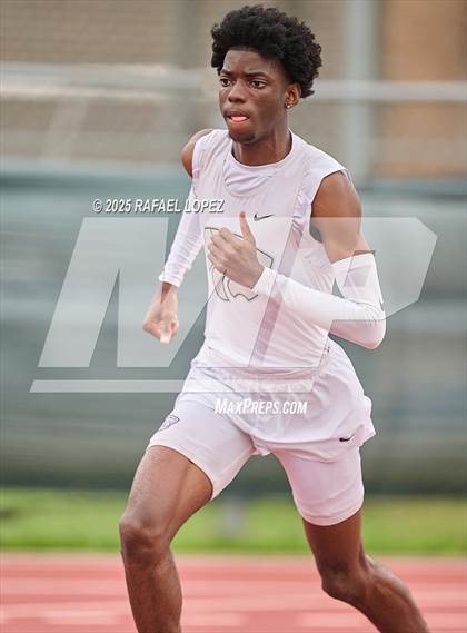 Thumbnail 1 in UIL 6A Track & Field District Finals (400M) photogallery.