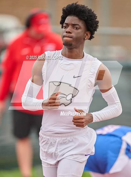 Thumbnail 2 in UIL 6A Track & Field District Finals (400M) photogallery.