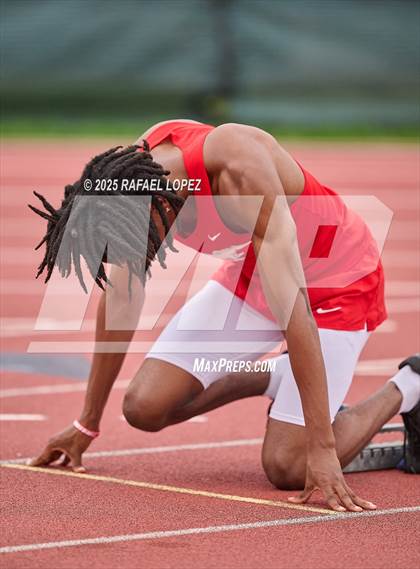 Thumbnail 3 in UIL 6A Track & Field District Finals (400M) photogallery.