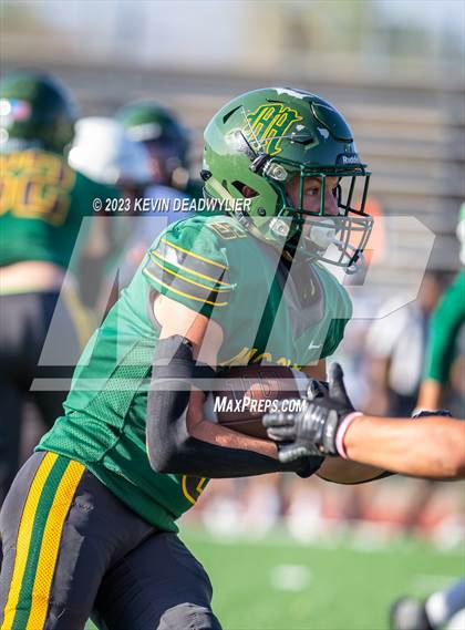 Thumbnail 3 in Thousand Oaks @ Moorpark photogallery.