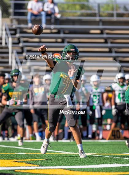 Thumbnail 3 in Thousand Oaks @ Moorpark photogallery.