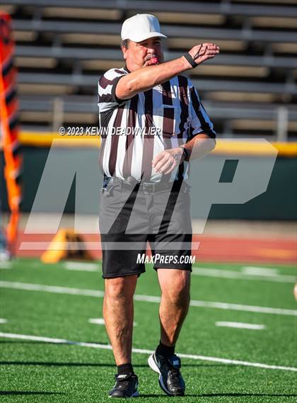 Thumbnail 1 in Thousand Oaks @ Moorpark photogallery.