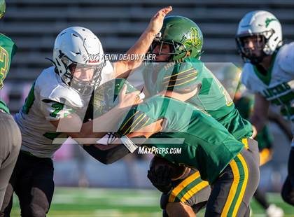 Thumbnail 3 in Thousand Oaks @ Moorpark photogallery.