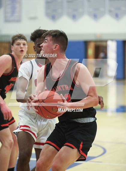 Thumbnail 1 in Lebanon vs. Palmyra (Cedar Crest Holiday Tournament) photogallery.