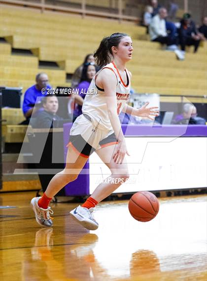 Thumbnail 2 in Bellbrook vs. Versailles photogallery.