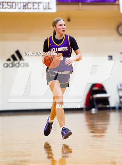 Thumbnail 3 in Bellbrook vs. Versailles photogallery.
