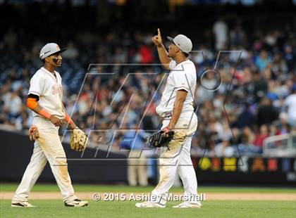 Thumbnail 3 in George Washington vs. Tottenville (PSAL Class AAA Final) photogallery.