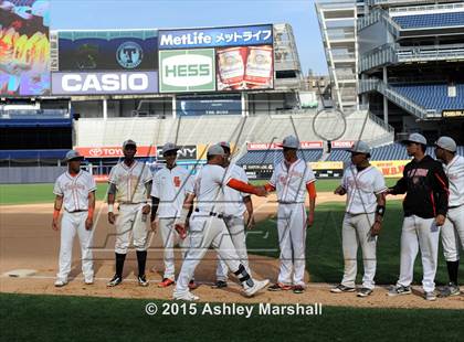 Thumbnail 2 in George Washington vs. Tottenville (PSAL Class AAA Final) photogallery.