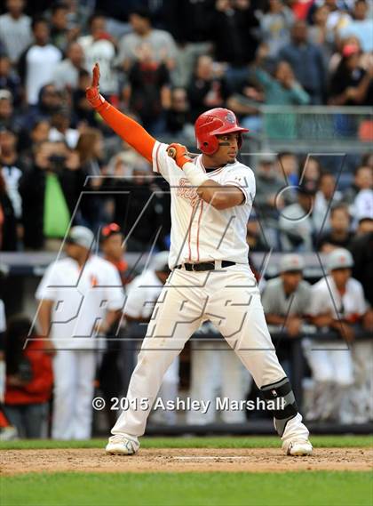 Thumbnail 1 in George Washington vs. Tottenville (PSAL Class AAA Final) photogallery.