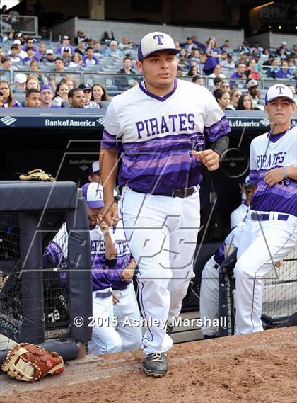 Thumbnail 1 in George Washington vs. Tottenville (PSAL Class AAA Final) photogallery.