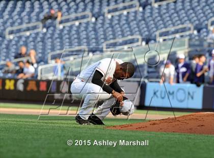 Thumbnail 1 in George Washington vs. Tottenville (PSAL Class AAA Final) photogallery.