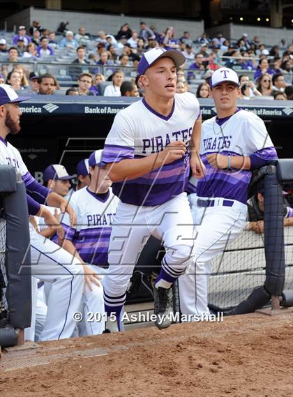 Thumbnail 1 in George Washington vs. Tottenville (PSAL Class AAA Final) photogallery.