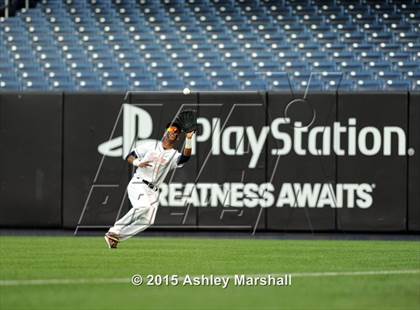 Thumbnail 3 in George Washington vs. Tottenville (PSAL Class AAA Final) photogallery.