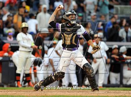 Thumbnail 3 in George Washington vs. Tottenville (PSAL Class AAA Final) photogallery.
