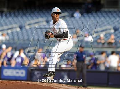 Thumbnail 2 in George Washington vs. Tottenville (PSAL Class AAA Final) photogallery.