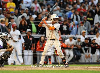 Thumbnail 3 in George Washington vs. Tottenville (PSAL Class AAA Final) photogallery.