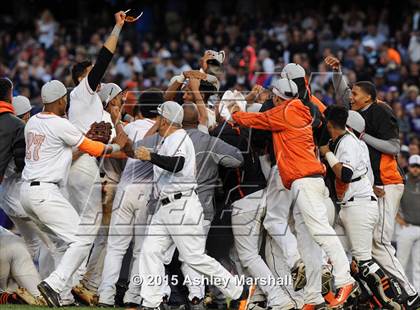 Thumbnail 2 in George Washington vs. Tottenville (PSAL Class AAA Final) photogallery.
