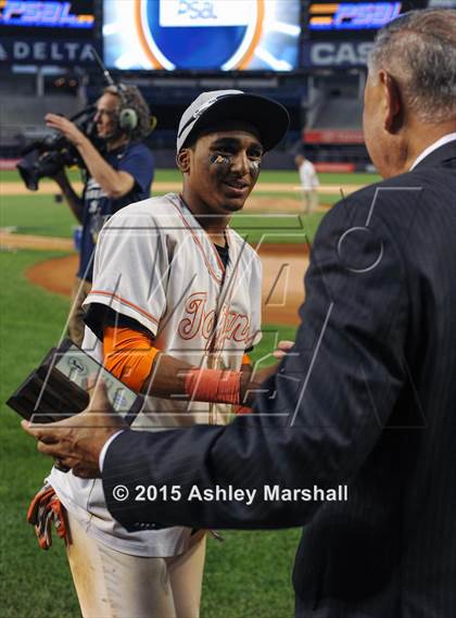 Thumbnail 1 in George Washington vs. Tottenville (PSAL Class AAA Final) photogallery.