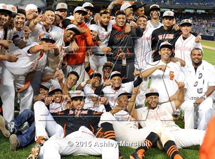 Thumbnail 3 in George Washington vs. Tottenville (PSAL Class AAA Final) photogallery.