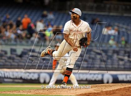 Thumbnail 1 in George Washington vs. Tottenville (PSAL Class AAA Final) photogallery.