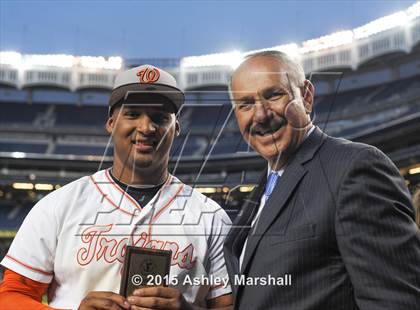 Thumbnail 3 in George Washington vs. Tottenville (PSAL Class AAA Final) photogallery.