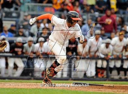 Thumbnail 1 in George Washington vs. Tottenville (PSAL Class AAA Final) photogallery.