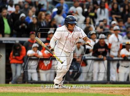 Thumbnail 3 in George Washington vs. Tottenville (PSAL Class AAA Final) photogallery.