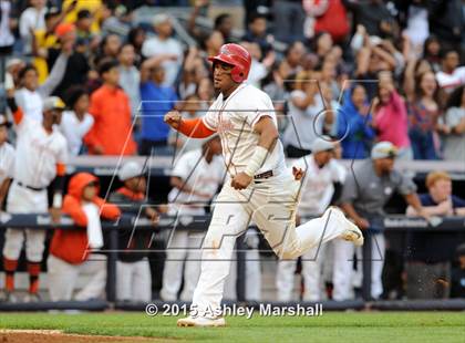 Thumbnail 2 in George Washington vs. Tottenville (PSAL Class AAA Final) photogallery.