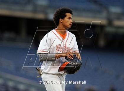 Thumbnail 3 in George Washington vs. Tottenville (PSAL Class AAA Final) photogallery.