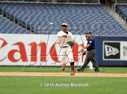 Thumbnail 2 in George Washington vs. Tottenville (PSAL Class AAA Final) photogallery.