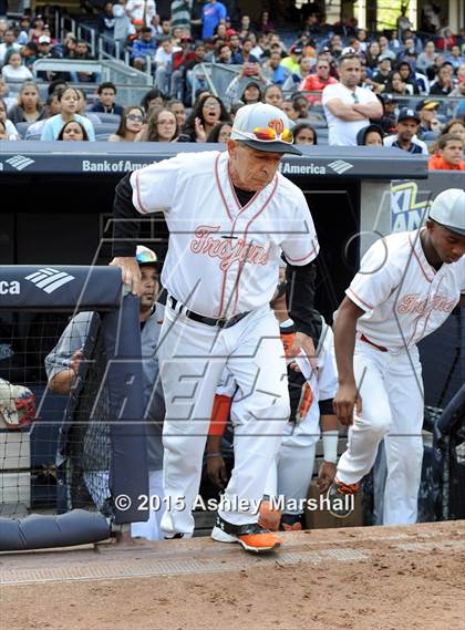 Thumbnail 3 in George Washington vs. Tottenville (PSAL Class AAA Final) photogallery.