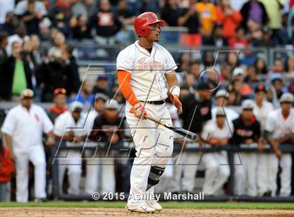 Thumbnail 2 in George Washington vs. Tottenville (PSAL Class AAA Final) photogallery.