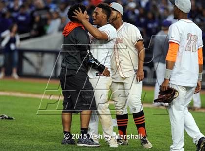 Thumbnail 1 in George Washington vs. Tottenville (PSAL Class AAA Final) photogallery.