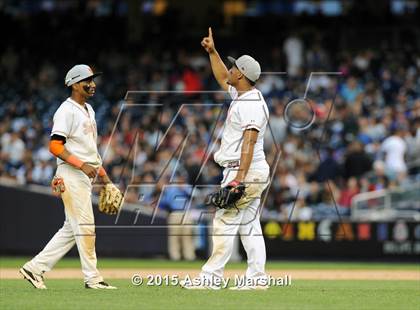 Thumbnail 1 in George Washington vs. Tottenville (PSAL Class AAA Final) photogallery.