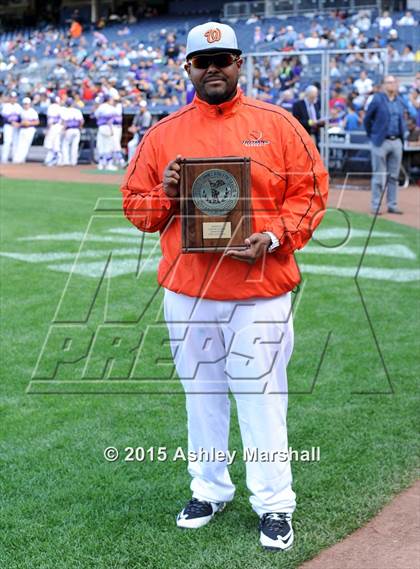 Thumbnail 3 in George Washington vs. Tottenville (PSAL Class AAA Final) photogallery.