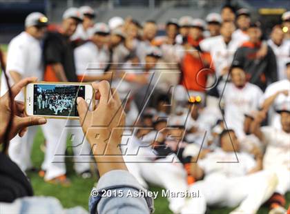 Thumbnail 3 in George Washington vs. Tottenville (PSAL Class AAA Final) photogallery.