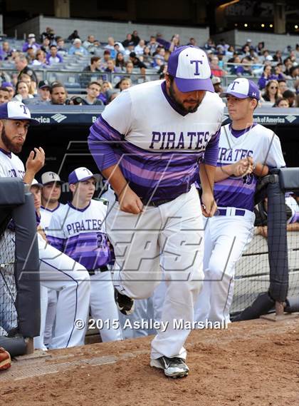 Thumbnail 3 in George Washington vs. Tottenville (PSAL Class AAA Final) photogallery.